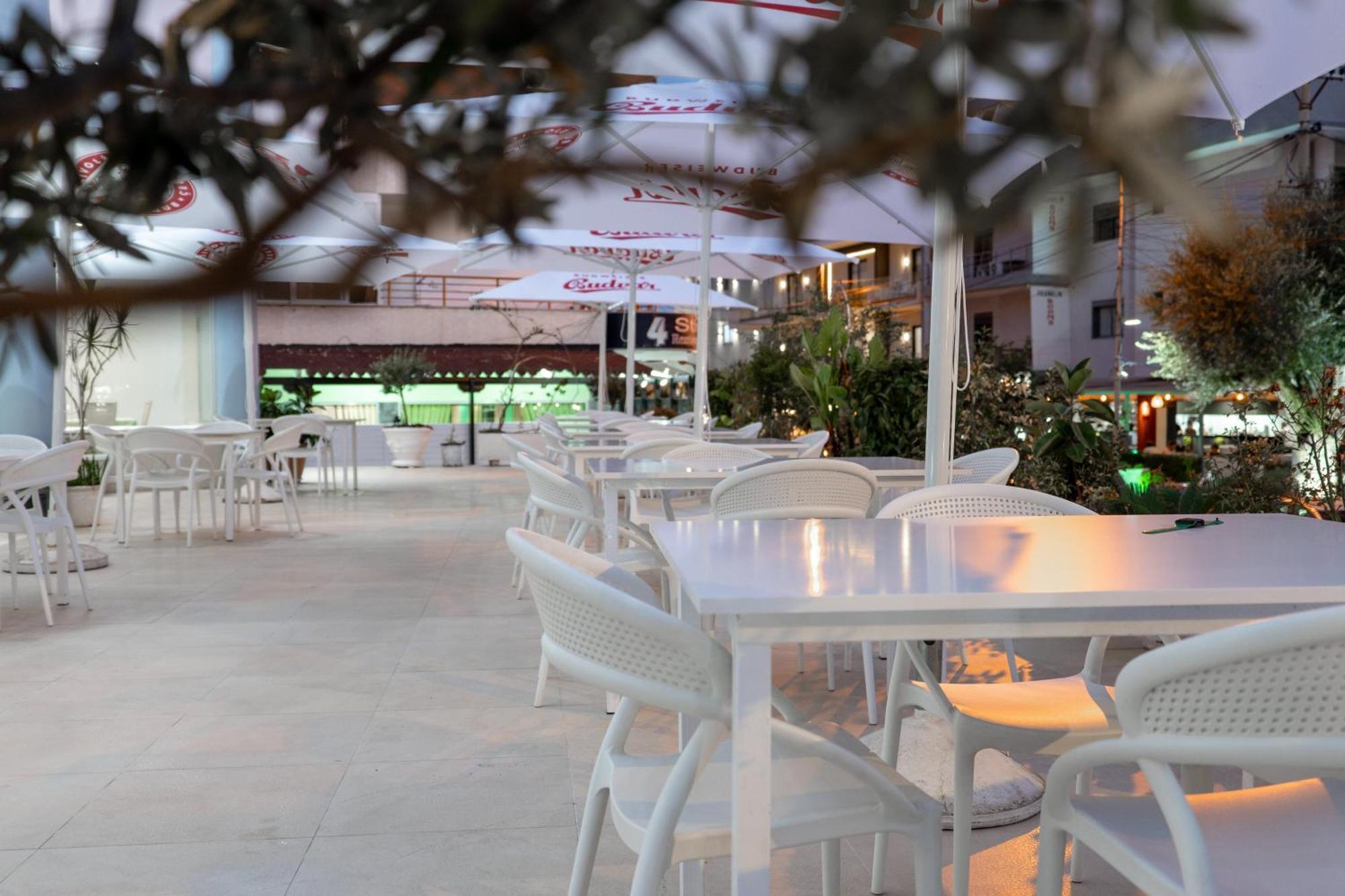 Arel Hotel Sarandë Exterior foto