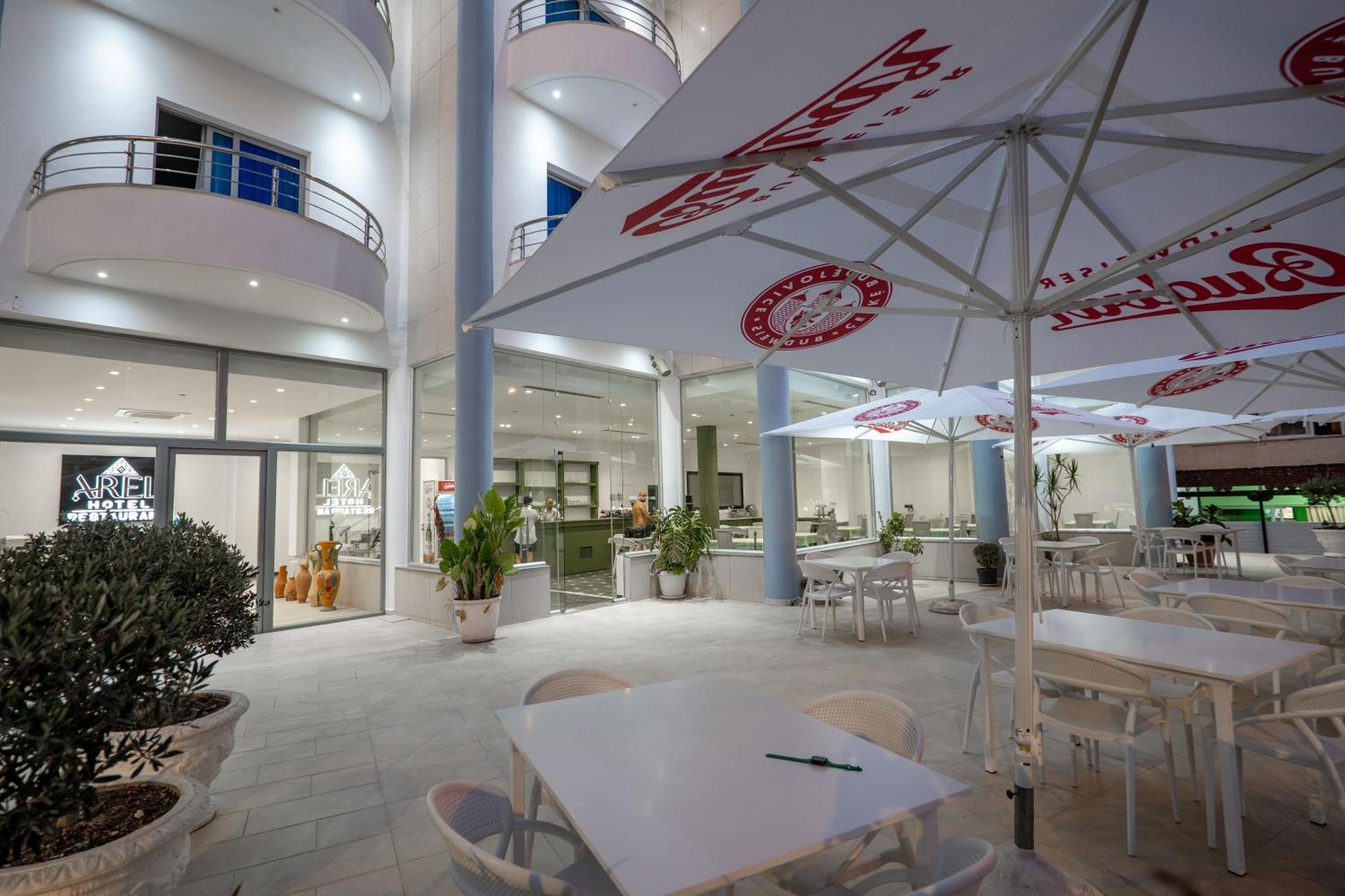 Arel Hotel Sarandë Exterior foto