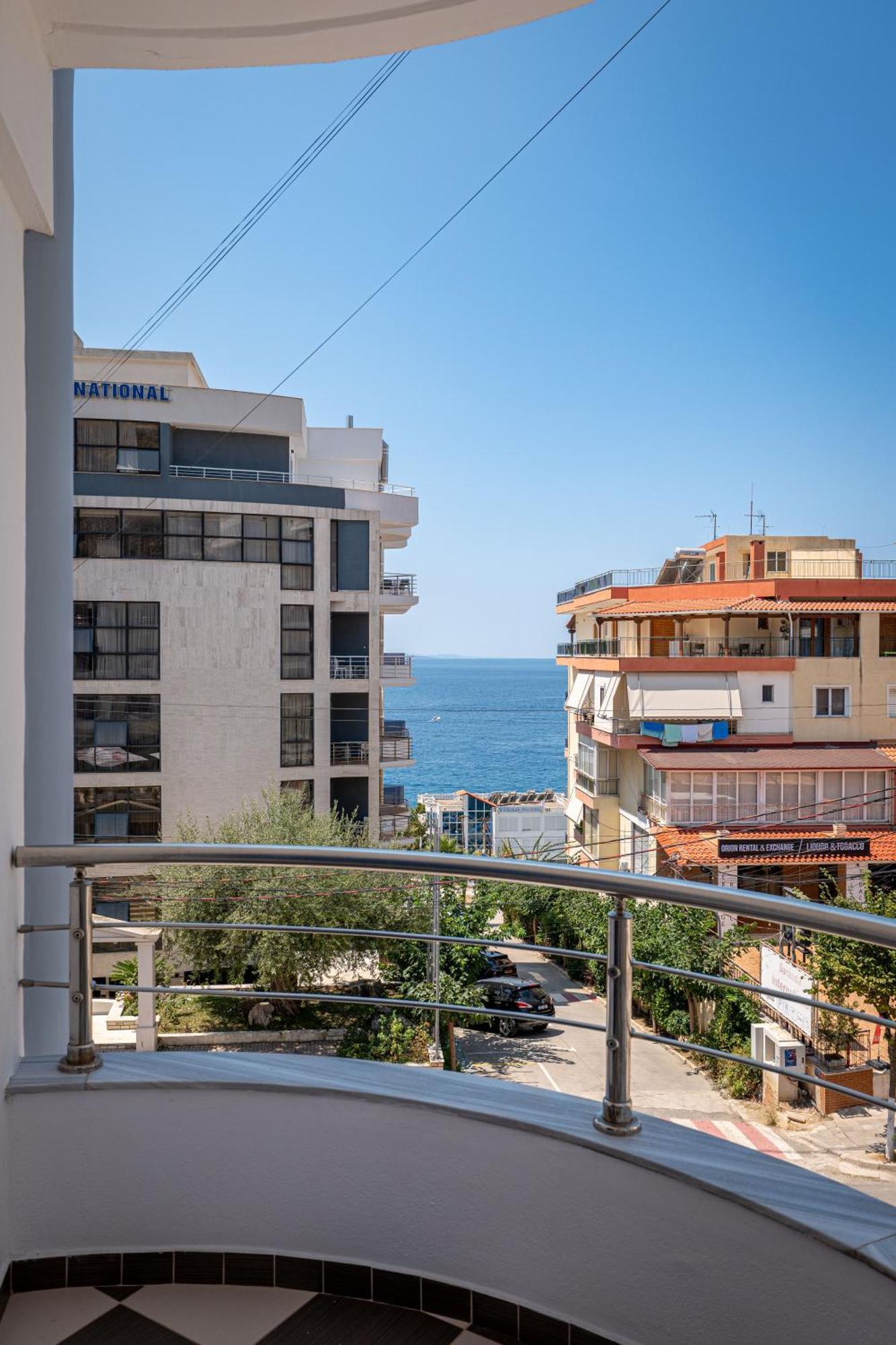 Arel Hotel Sarandë Exterior foto